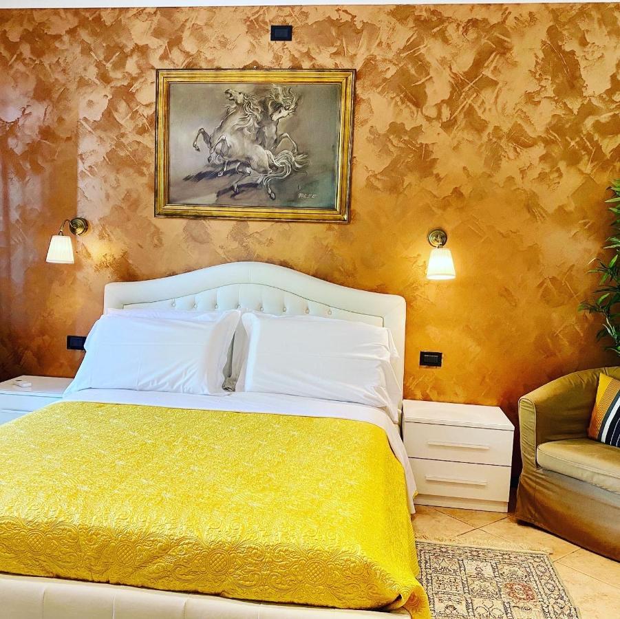 B&B Garda 4U Desenzano del Garda Dış mekan fotoğraf