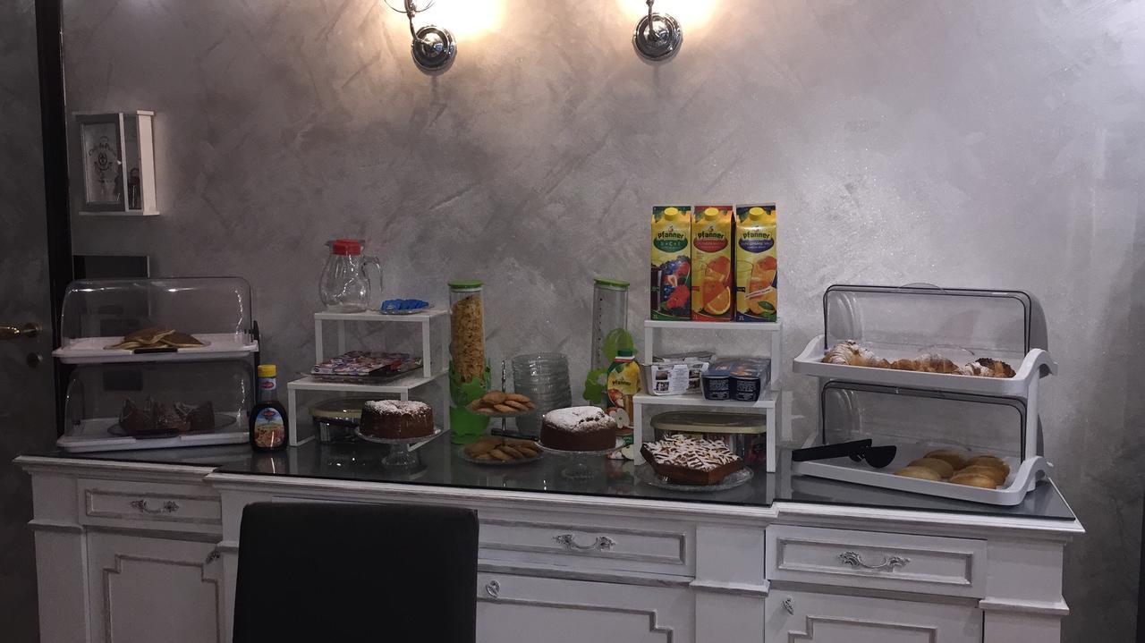 B&B Garda 4U Desenzano del Garda Dış mekan fotoğraf