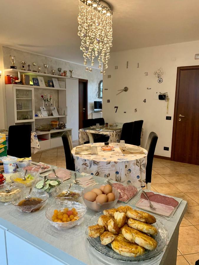 B&B Garda 4U Desenzano del Garda Dış mekan fotoğraf